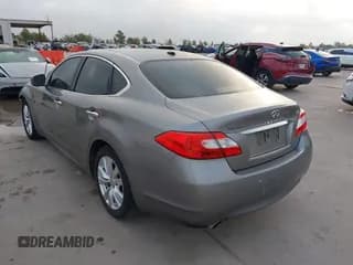 ✅ 2011 Infiniti M • VIN: JN1BY1AP3BM323184 • Лот: 43557281. Опубликован ранее на IAAI с пробегом 180 146 миль. Бесплатный доступ к архиву аукционных продаж из США и подробный отчёт об истории автомобиля на DreamBid. Изображение 3.