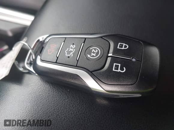 2023 Ford Explorer Limited z VIN 1FMSK8FH5PGB67983, wystawiony jako IAAI lot #43235210 z przebiegiem 53 682 mil mil oraz . Historia ofert i sprzedaży dostępna na DreamBid. Obrazek 11.