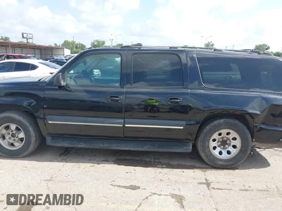 ✅ 2003 Chevrolet Suburban LT • VIN: 3GNFK16Z23G105100 • Лот: 42517356. Опубликован ранее на IAAI с пробегом 234 866 миль. Бесплатный доступ к архиву аукционных продаж из США и подробный отчёт об истории автомобиля на DreamBid. Изображение 14.