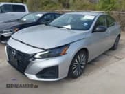 ✅ 2024 Nissan Altima SV • VIN: 1N4BL4DV3RN340164 • Лот: 43813719. Опубликован ранее на IAAI с пробегом 54 704 миль. Бесплатный доступ к архиву аукционных продаж из США и подробный отчёт об истории автомобиля на DreamBid. Изображение 2.