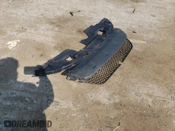 ✅ 2008 Mitsubishi Outlander ES • VIN: JA4LT21W28Z004958 • Lot: 49229365. Wystawiony na Copart z przebiegiem 184 358 mil. Bezpłatny archiwum sprzedaży aukcyjnych z USA i szczegółowy raport historii pojazdu na DreamBid. Zdjęcie 13.