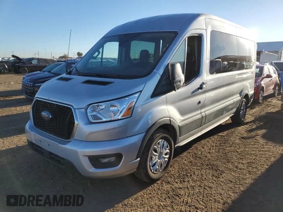 ✅ 2021 Ford Transit Passenger XL • VIN: 1FBAX2C89MKA48429 • Лот: 72648104. Опубликован ранее на Copart с пробегом 60 936 миль. Бесплатный доступ к архиву аукционных продаж из США и подробный отчёт об истории автомобиля на DreamBid. Изображение 1.