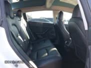 ✅ 2022 Tesla Model 3 Long Range • VIN: 5YJ3E1EB6NF125799 • Lot: 43739685. Wystawiony na IAAI z przebiegiem 54 400 mil. Bezpłatny archiwum sprzedaży aukcyjnych z USA i szczegółowy raport historii pojazdu na DreamBid. Zdjęcie 8.