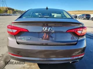 ✅ 2016 Hyundai Sonata 2.4L • VIN: 5NPE24AF7GH371552 • Lot: 84923165. Listed on Copart with 127,767 mi. Free auction sales archive from the USA and detailed vehicle history report at DreamBid. Image 6.