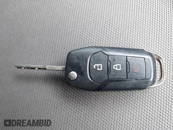 ✅ 2016 Ford F-150 XLT • VIN: 1FTEW1EF7GFC20489 • Lot: 43587778. Listed on IAAI with 236,944 mi. Free auction sales archive from the USA and detailed vehicle history report at DreamBid. Image 11.