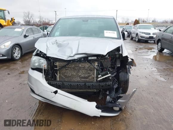 ✅ 2020 Dodge Grand Caravan SXT • VIN: 2C4RDGCG6LR228043 • Лот: 43783580. Опубликован ранее на IAAI с пробегом 209 393 миль. Бесплатный доступ к архиву аукционных продаж из США и подробный отчёт об истории автомобиля на DreamBid. Изображение 6.