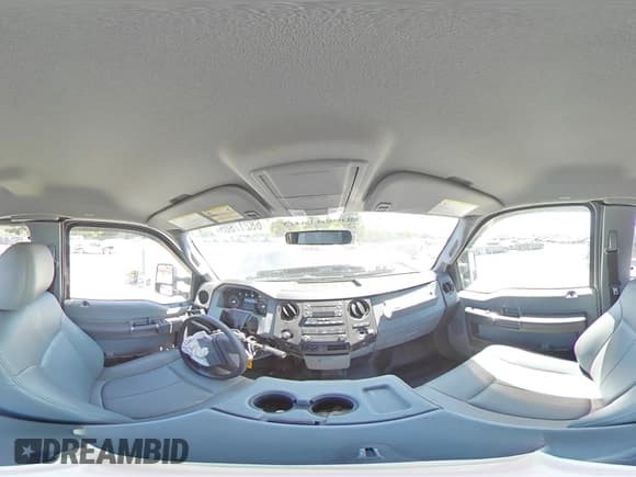 ✅ 2012 Ford F-250 XL • VIN: 1FT7X2B69CED03938 • Lot: 68217805. Wystawiony na Copart z przebiegiem 117 325 mil. Bezpłatny archiwum sprzedaży aukcyjnych z USA i szczegółowy raport historii pojazdu na DreamBid. Zdjęcie 15.