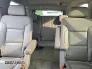✅ 2016 Chevrolet Suburban LTZ • VIN: 1GNSKJKC4GR259636 • Lot: 63255154. Wystawiony na Copart z przebiegiem 106 605 mil. Bezpłatny archiwum sprzedaży aukcyjnych z USA i szczegółowy raport historii pojazdu na DreamBid. Zdjęcie 10.
