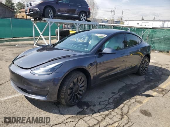 ✅ 2023 Tesla Model 3 Performance • VIN: 5YJ3E1EC2PF673505 • Lot: 51285665. Wystawiony na Copart z przebiegiem 12 019 mil. Bezpłatny archiwum sprzedaży aukcyjnych z USA i szczegółowy raport historii pojazdu na DreamBid. Zdjęcie 1.