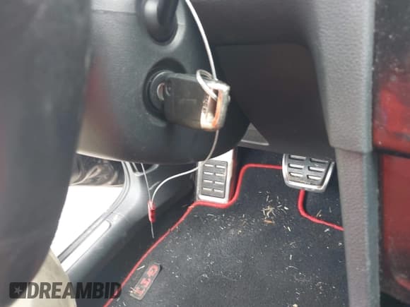 ✅ 2015 Volkswagen Golf GTI S • VIN: 3VW4T7AU7FM034345 • Лот: 42403550. Опубликован ранее на IAAI с пробегом 266 965 миль. Бесплатный доступ к архиву аукционных продаж из США и подробный отчёт об истории автомобиля на DreamBid. Изображение 11.