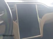 ✅ 2015 Tesla Model S 85D • VIN: 5YJSA1H48FF088454 • Лот: 43421467. Опубликован ранее на IAAI с пробегом 106 049 миль. Бесплатный доступ к архиву аукционных продаж из США и подробный отчёт об истории автомобиля на DreamBid. Изображение 18.