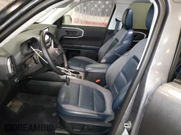 ✅ 2021 Ford Bronco Sport Outer Banks • VIN: 3FMCR9C68MRB17477 • Лот: 90086645. Опубликован ранее на Copart с пробегом 100 945 миль. Бесплатный доступ к архиву аукционных продаж из США и подробный отчёт об истории автомобиля на DreamBid. Изображение 7.