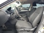 ✅ 2015 Volkswagen Passat S • VIN: 1VWAT7A34FC061790 • Lot: 80907195. Wystawiony na Copart z przebiegiem 140 833 mil. Bezpłatny archiwum sprzedaży aukcyjnych z USA i szczegółowy raport historii pojazdu na DreamBid. Zdjęcie 7.