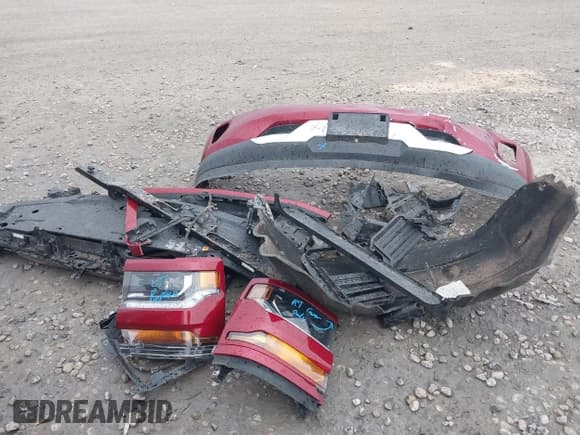 ✅ 2018 Chevrolet Silverado 1500 LT • VIN: 3GCUKREC6JG585828 • Lot: 43659037. Listed on IAAI with 130,703 mi. Free auction sales archive from the USA and detailed vehicle history report at DreamBid. Image 12.