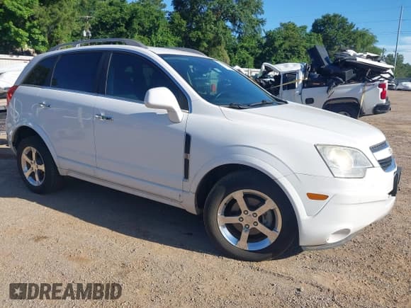 ✅ 2013 Chevrolet Captiva Sport LT • VIN: 3GNAL3EK2DS551351 • Lot: 42319927. Wystawiony na IAAI z przebiegiem 155 800 mil. Bezpłatny archiwum sprzedaży aukcyjnych z USA i szczegółowy raport historii pojazdu na DreamBid. Zdjęcie 1.