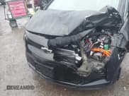 ✅ 2023 Chevrolet Bolt EV 2LT • VIN: 1G1FX6S02P4155876 • Lot: 41175436. Wystawiony na IAAI z przebiegiem 27 816 mil. Bezpłatny archiwum sprzedaży aukcyjnych z USA i szczegółowy raport historii pojazdu na DreamBid. Zdjęcie 10.