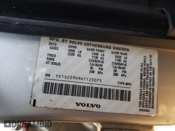 ✅ 2004 Volvo V70 XC Cross Country • VIN: YV1SZ59H941125075 • Lot: 58963795. Listed on Copart with 209,539 mi. Free auction sales archive from the USA and detailed vehicle history report at DreamBid. Image 13.