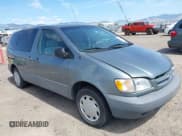 ✅ 2000 Toyota Sienna CE • VIN: 4T3ZF19C0YU210825 • Lot: 42700730. Listed on IAAI with 169,766 mi. Free auction sales archive from the USA and detailed vehicle history report at DreamBid. Image 1.