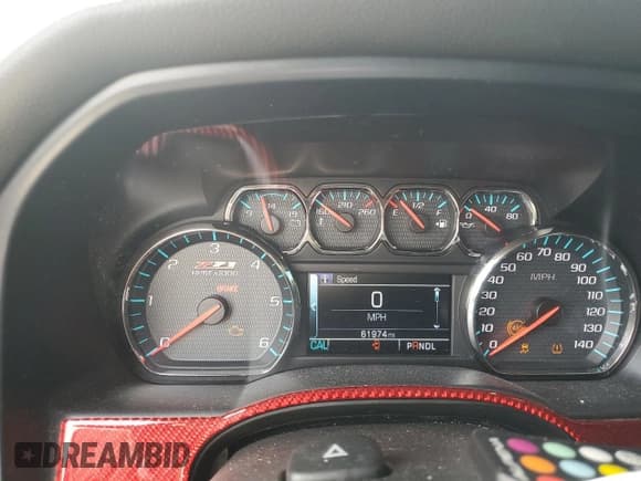 ✅ 2018 Chevrolet Silverado 1500 LTZ • VIN: 3GCUKSECXJG241944 • Lot: 67420415. Wystawiony na Copart z przebiegiem 61 974 mil. Bezpłatny archiwum sprzedaży aukcyjnych z USA i szczegółowy raport historii pojazdu na DreamBid. Zdjęcie 9.