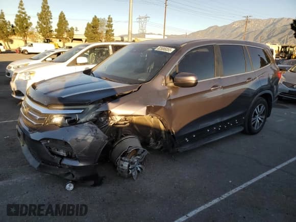 ✅ 2017 Honda Pilot EX-L • VIN: 5FNYF5H68HB015916 • Lot: 82686055. Listed on Copart with Not provided. Free auction sales archive from the USA and detailed vehicle history report at DreamBid. Image 1.