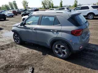 2021 Hyundai Venue SEL z VIN KMHRC8A31MU098813, wystawiony jako Copart lot #65382274 z przebiegiem Nie podano mil oraz Szkoda całkowita • Salvage title. Historia ofert i sprzedaży dostępna na DreamBid. Obrazek 2.