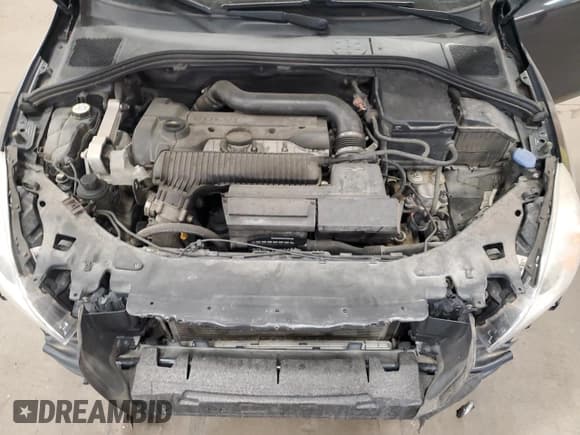 ✅ 2012 Volvo S60 T5 • VIN: YV1622FS2C2129451 • Lot: 92358725. Wystawiony na Copart z przebiegiem 116 601 mil. Bezpłatny archiwum sprzedaży aukcyjnych z USA i szczegółowy raport historii pojazdu na DreamBid. Zdjęcie 11.