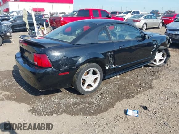 ✅ 1999 Ford Mustang GT • VIN: 1FAFP42X6XF126447 • Lot: 42585158. Listed on IAAI with 205,469 mi. Free auction sales archive from the USA and detailed vehicle history report at DreamBid. Image 4.