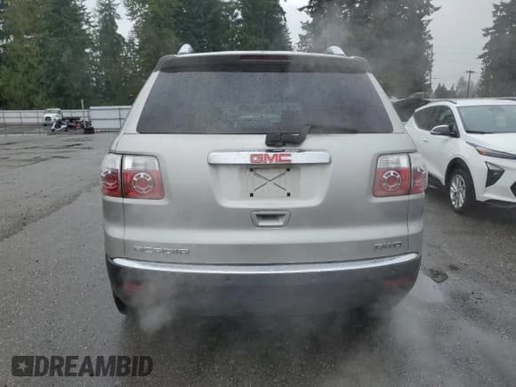 ✅ 2008 GMC Acadia SLT1 • VIN: 1GKEV23728J200724 • Lot: 82387265. Listed on Copart with 241,781 mi. Free auction sales archive from the USA and detailed vehicle history report at DreamBid. Image 6.