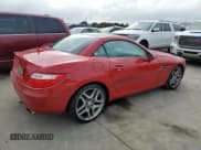 ✅ 2013 Mercedes-Benz SLK 250 • VIN: WDDPK4HA4DF073085 • Lot: 73961824. Wystawiony na Copart z przebiegiem Nie podano. Bezpłatny archiwum sprzedaży aukcyjnych z USA i szczegółowy raport historii pojazdu na DreamBid. Zdjęcie 3.