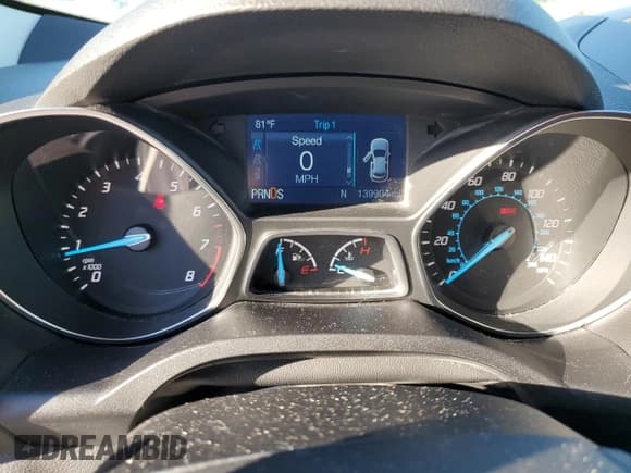 ✅ 2015 Ford Escape S • VIN: 1FMCU0F75FUB28818 • Лот: 93031915. Опубликован ранее на Copart с пробегом 139 904 миль. Бесплатный доступ к архиву аукционных продаж из США и подробный отчёт об истории автомобиля на DreamBid. Изображение 9.