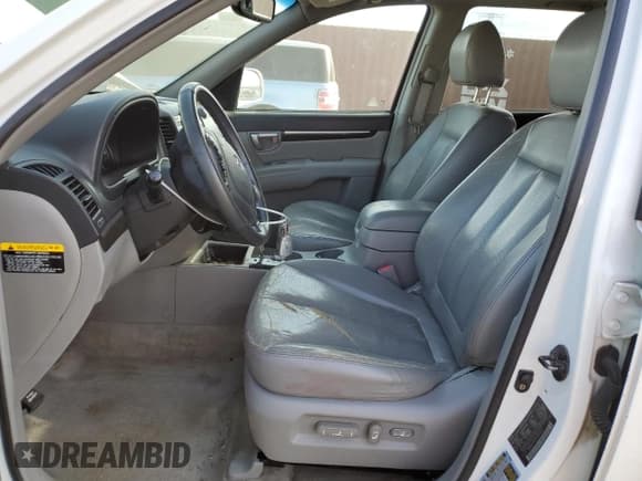 ✅ 2007 Hyundai Santa Fe SE • VIN: 5NMSH13E97H093514 • Lot: 72078714. Listed on Copart with 172,915 mi. Free auction sales archive from the USA and detailed vehicle history report at DreamBid. Image 7.
