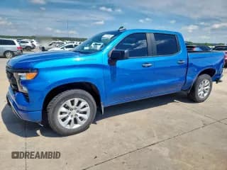 ✅ 2022 Chevrolet Silverado 1500 Custom • VIN: 3GCPABEK8NG626528 • Лот: 67318435. Опубликован ранее на Copart с пробегом 103 480 миль. Бесплатный доступ к архиву аукционных продаж из США и подробный отчёт об истории автомобиля на DreamBid. Изображение 1.