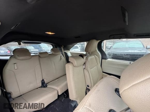 ✅ 2021 Toyota Sienna XLE • VIN: 5TDYRKECXMS068784 • Lot: 52666455. Listed on Copart with 215,072 mi. Free auction sales archive from the USA and detailed vehicle history report at DreamBid. Image 7.