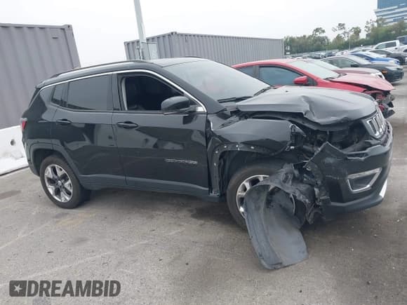 ✅ 2019 Jeep Compass Limited • VIN: 3C4NJDCB4KT594525 • Lot: 42472846. Wystawiony na IAAI z przebiegiem 84 815 mil. Bezpłatny archiwum sprzedaży aukcyjnych z USA i szczegółowy raport historii pojazdu na DreamBid. Zdjęcie 13.