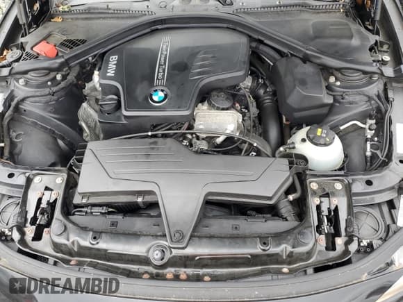 ✅ 2015 BMW 3 Series 328i xDrive • VIN: WBA3B5G5XFNS12127 • Лот: 89934235. Опубликован ранее на Copart с пробегом 63 088 миль. Бесплатный доступ к архиву аукционных продаж из США и подробный отчёт об истории автомобиля на DreamBid. Изображение 11.