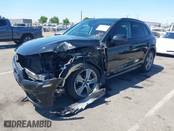 ✅ 2020 Audi Q5 Premium Plus • VIN: WA1BNAFY4L2093573 • Лот: 42504866. Опубликован ранее на IAAI с пробегом 40 853 миль. Бесплатный доступ к архиву аукционных продаж из США и подробный отчёт об истории автомобиля на DreamBid. Изображение 17.