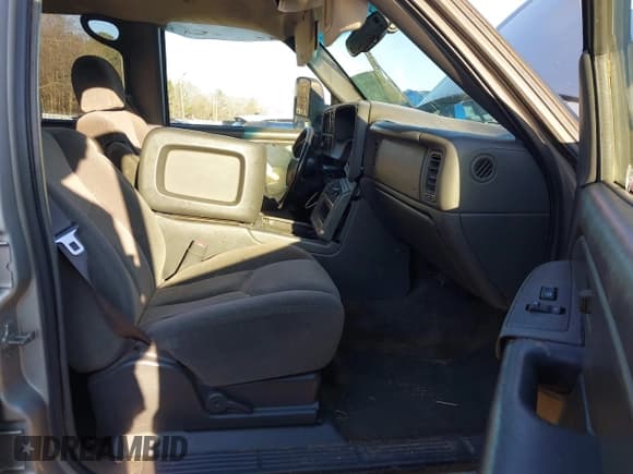 ✅ 2006 Chevrolet Silverado 1500 LT1 • VIN: 2GCEK13T461236238 • Лот: 41406269. Опубликован ранее на IAAI с пробегом Не указан. Бесплатный доступ к архиву аукционных продаж из США и подробный отчёт об истории автомобиля на DreamBid. Изображение 5.