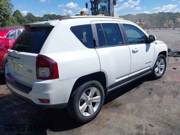 ✅ 2017 Jeep Compass High Altitude • VIN: 1C4NJDEB2HD168425 • Лот: 43229435. Опубликован ранее на IAAI с пробегом 117 813 миль. Бесплатный доступ к архиву аукционных продаж из США и подробный отчёт об истории автомобиля на DreamBid. Изображение 4.