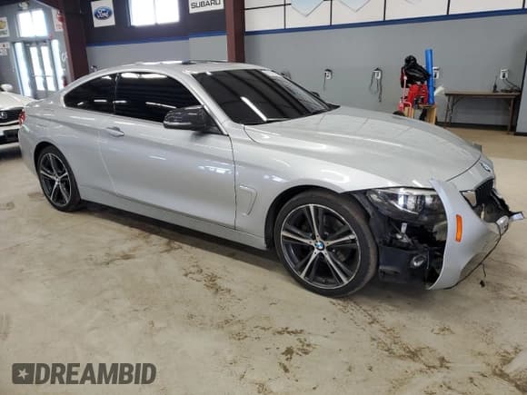 ✅ 2019 BMW 4 Series 430i xDrive • VIN: WBA4W5C56KAE43657 • Lot: 57573275. Listed on Copart with 166,658 mi. Free auction sales archive from the USA and detailed vehicle history report at DreamBid. Image 4.