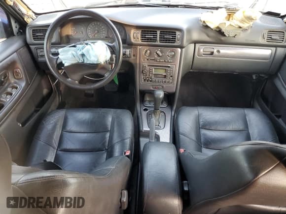 ✅ 1999 Volvo V70 T5 • VIN: YV1LW53D0X2548659 • Lot: 93556705. Listed on Copart with 155,075 mi. Free auction sales archive from the USA and detailed vehicle history report at DreamBid. Image 8.