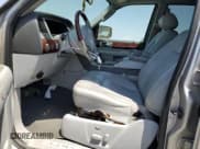 ✅ 2005 Lincoln Navigator Luxury • VIN: 5LMFU27555LJ22198 • Лот: 59389675. Опубликован ранее на Copart с пробегом Не указан. Бесплатный доступ к архиву аукционных продаж из США и подробный отчёт об истории автомобиля на DreamBid. Изображение 7.