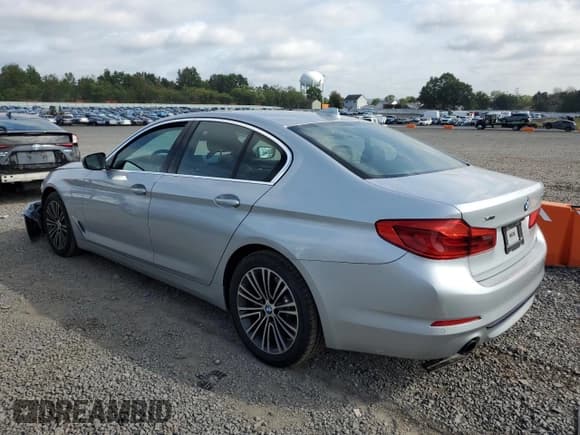 ✅ 2019 BMW 5 Series 530i xDrive • VIN: WBAJA7C50KWW06557 • Lot: 81634425. Listed on Copart with 66,963 mi. Free auction sales archive from the USA and detailed vehicle history report at DreamBid. Image 2.