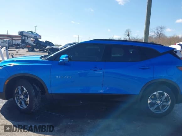 ✅ 2024 Chevrolet Blazer LT • VIN: 3GNKBDR46RS205478 • Lot: 41664128. Listed on IAAI with 15,630 mi. Free auction sales archive from the USA and detailed vehicle history report at DreamBid. Image 14.