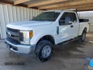 ✅ 2017 Ford F-250 XL • VIN: 1FT7X2B64HEB93517 • Lot: 87439265. Wystawiony na Copart z przebiegiem 136 239 mil. Bezpłatny archiwum sprzedaży aukcyjnych z USA i szczegółowy raport historii pojazdu na DreamBid. Zdjęcie 1.