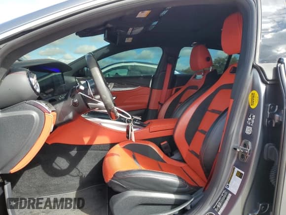 ✅ 2020 Mercedes-Benz AMG GT 63 S • VIN: W1K7X8KB0LA030840 • Lot: 49141694. Wystawiony na Copart z przebiegiem 35 067 mil. Bezpłatny archiwum sprzedaży aukcyjnych z USA i szczegółowy raport historii pojazdu na DreamBid. Zdjęcie 7.