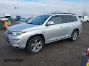 ✅ 2011 Toyota Highlander • VIN: JTEBC3EH5B2002376 • Лот: 43753441. Опубликован ранее на IAAI с пробегом 231 876 миль. Бесплатный доступ к архиву аукционных продаж из США и подробный отчёт об истории автомобиля на DreamBid. Изображение 17.