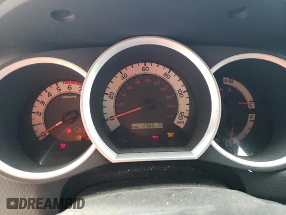 ✅ 2011 Toyota Tacoma • VIN: 5TFPX4EN5BX004402 • Lot: 80082205. Wystawiony na Copart z przebiegiem 176 519 mil. Bezpłatny archiwum sprzedaży aukcyjnych z USA i szczegółowy raport historii pojazdu na DreamBid. Zdjęcie 9.