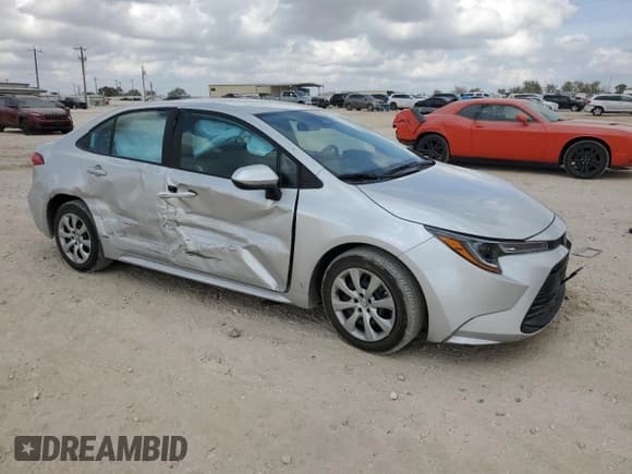 ✅ 2025 Toyota Corolla LE • VIN: 5YFB4MDE1SP270874 • Лот: 82475825. Опубликован ранее на Copart с пробегом 8 177 миль. Бесплатный доступ к архиву аукционных продаж из США и подробный отчёт об истории автомобиля на DreamBid. Изображение 4.