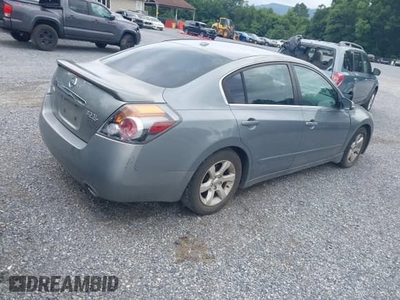 ✅ 2007 Nissan Altima SL • VIN: 1N4BL21E47N458388 • Lot: 42709636. Listed on IAAI with 251,000 mi. Free auction sales archive from the USA and detailed vehicle history report at DreamBid. Image 4.