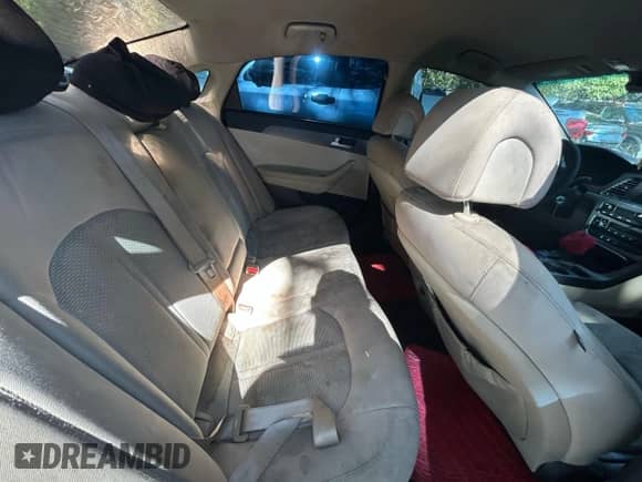 2016 Hyundai Sonata 2.4L z VIN 5NPE24AF7GH268034, wystawiony jako Copart lot #91316115 z przebiegiem Nie podano mil oraz Czysty tytuł • Clean title. Historia ofert i sprzedaży dostępna na DreamBid. Obrazek 6.